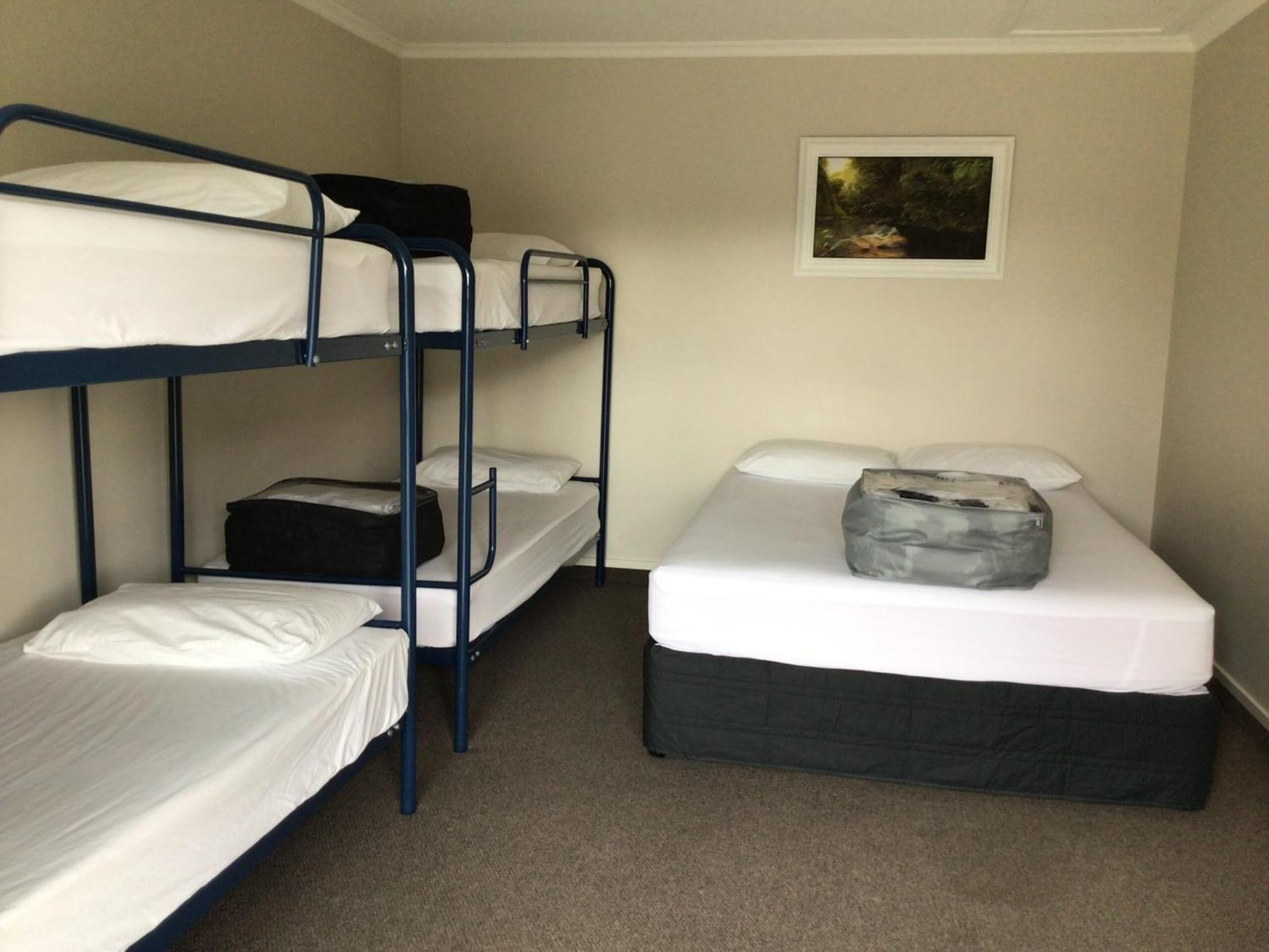 Fiordland Great Views Holiday Park Te Anau Esterno foto