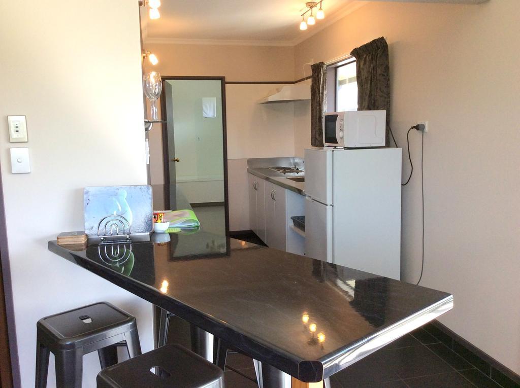 Fiordland Great Views Holiday Park Te Anau Esterno foto