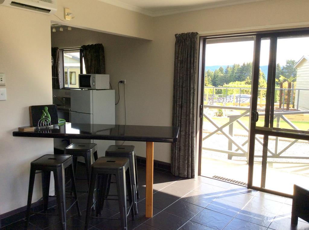 Fiordland Great Views Holiday Park Te Anau Esterno foto