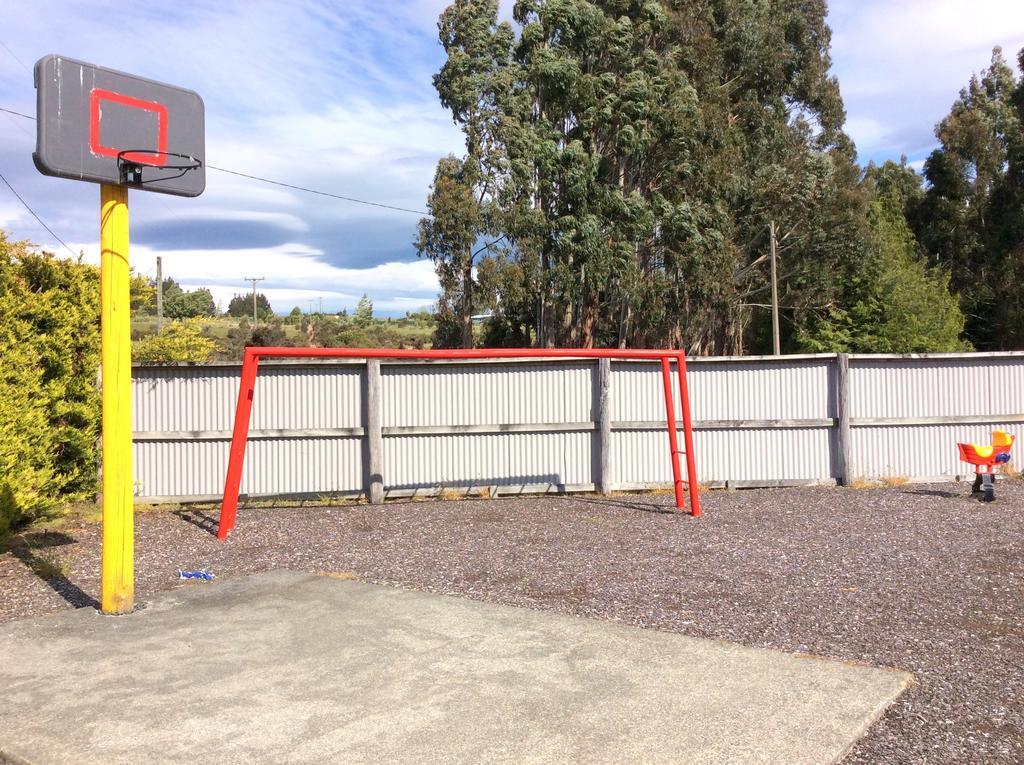 Fiordland Great Views Holiday Park Te Anau Esterno foto