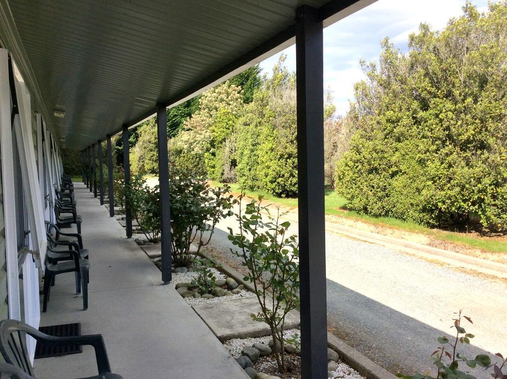 Fiordland Great Views Holiday Park Te Anau Esterno foto