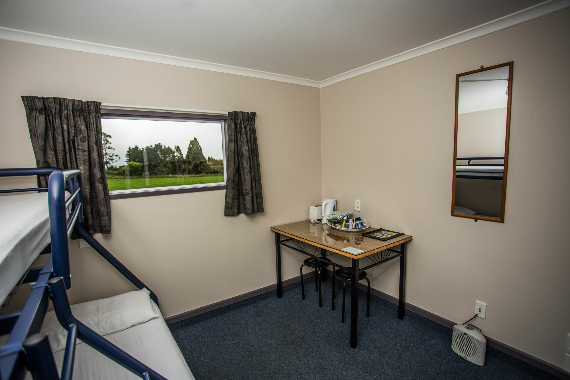 Fiordland Great Views Holiday Park Te Anau Esterno foto